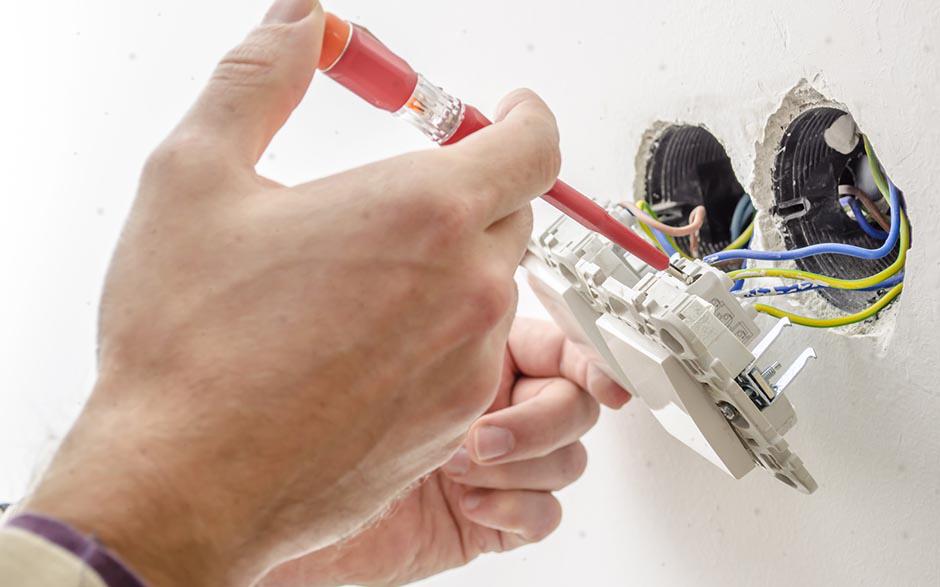 électricien dans le bâtiment Liancourt